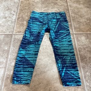 Athleta Girls Capri leggings